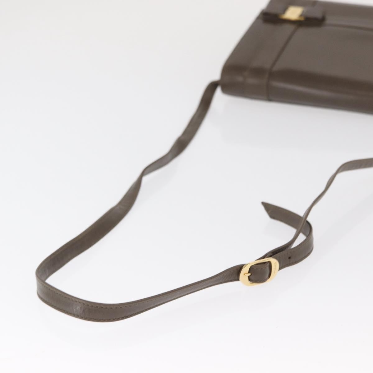 Salvatore Ferragamo Vara Leather Brown Leather Shoulder Bag Bag (Pre-Owned)