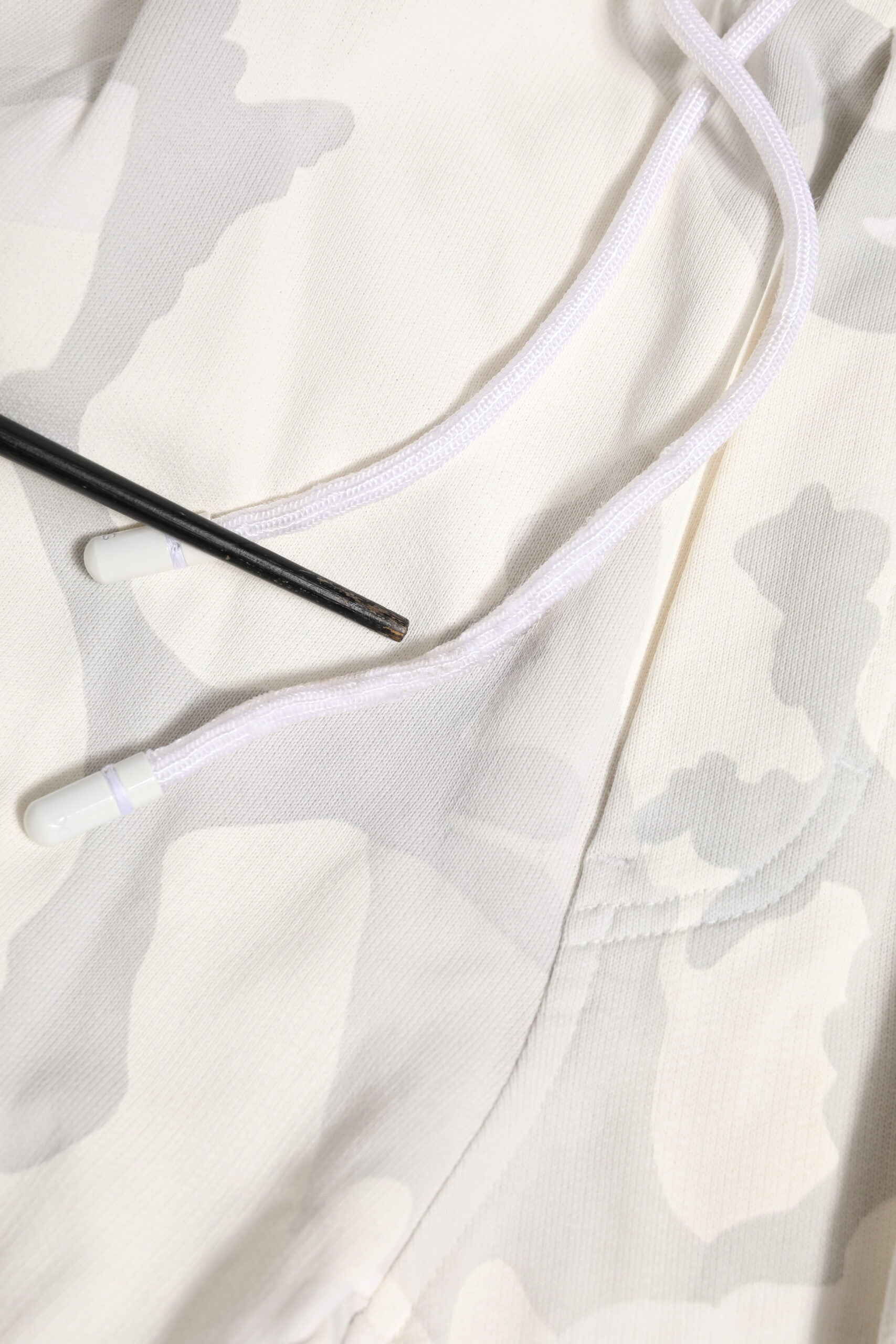 Dolce & Gabbana White Camouflage Cargo Jogger SweatMen's Men's Pants (Pre-Owned)