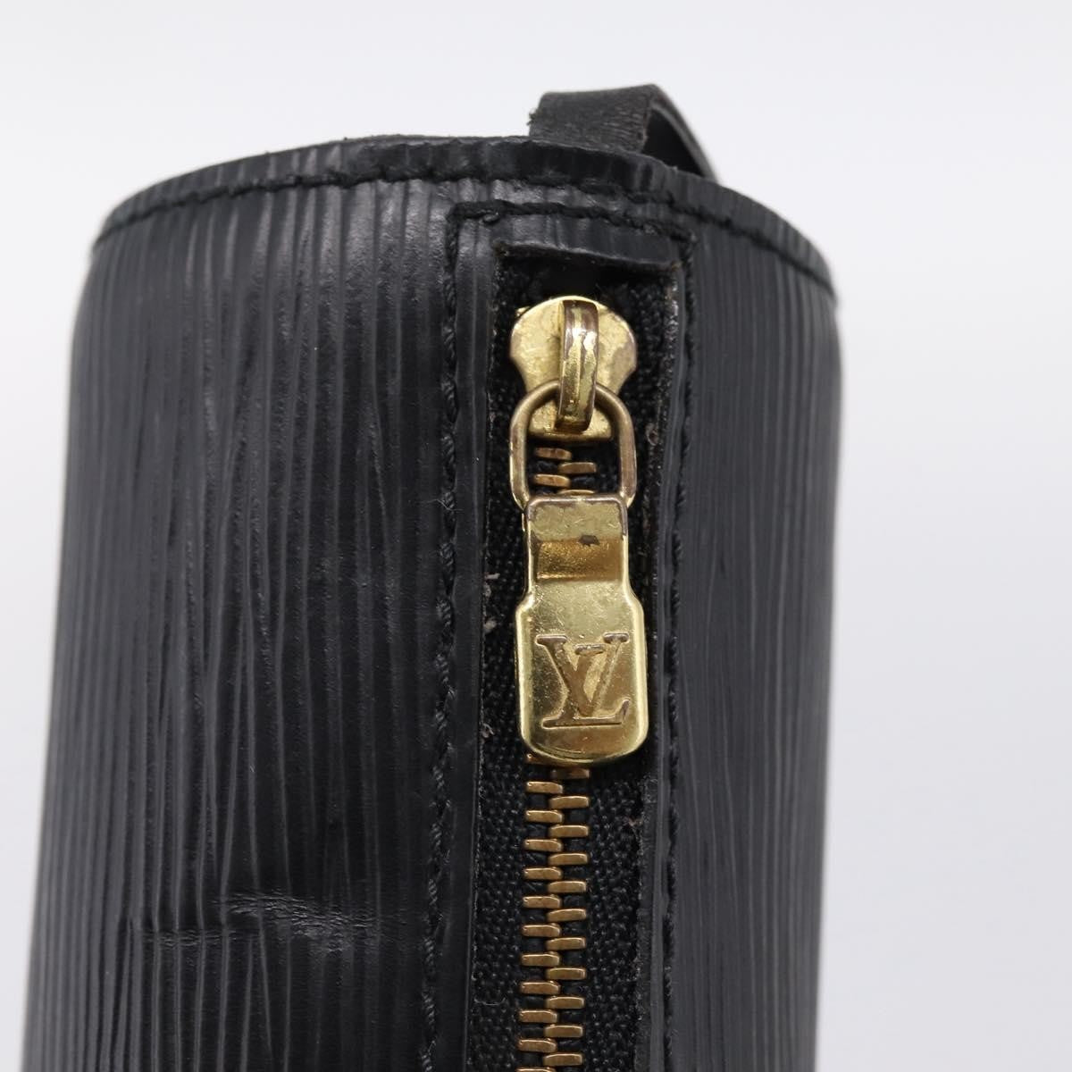 Louis Vuitton Soufflot Pochette Epi Leather Black Leather Clutche & Pouche Bag (Pre-Owned)