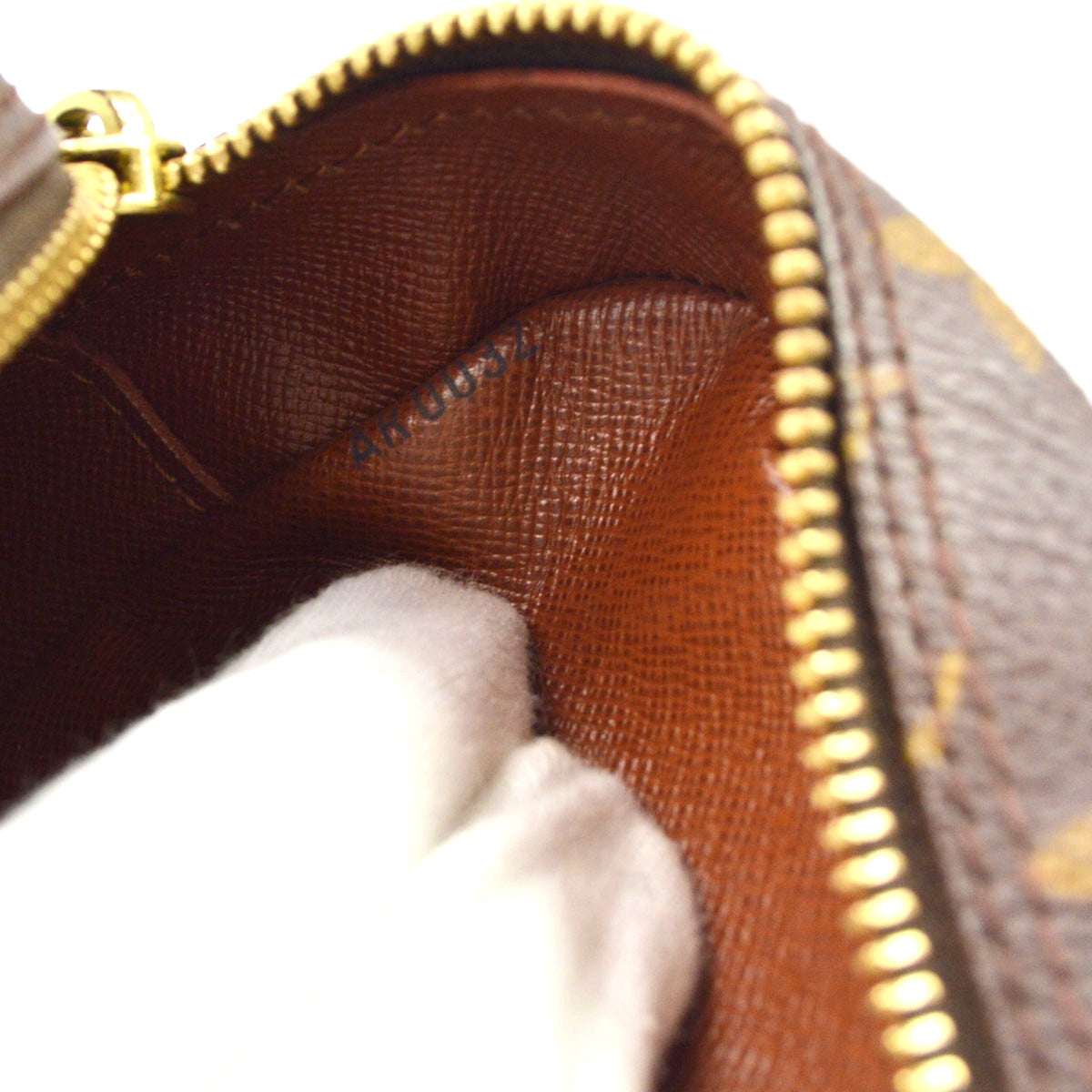 Louis Vuitton Nil Shoulder Bag Monogram Canvas Brown Canvas Shoulder Bag Bag (Pre-Owned)