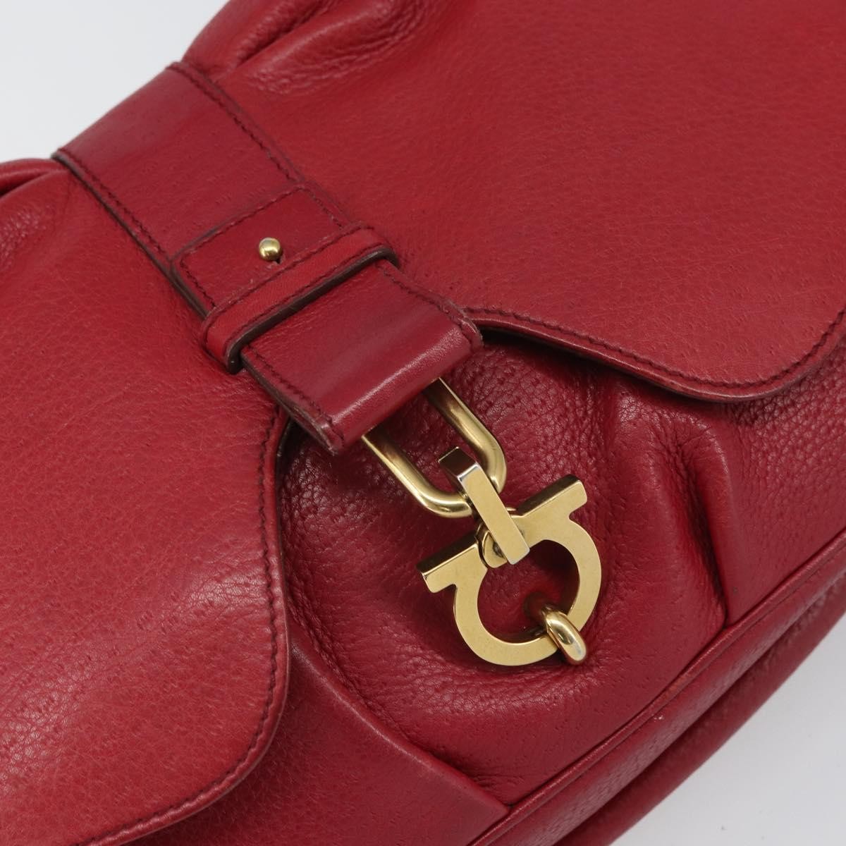 Salvatore Ferragamo Gancini Leather Red Leather Shoulder Bag Bag (Pre-Owned)