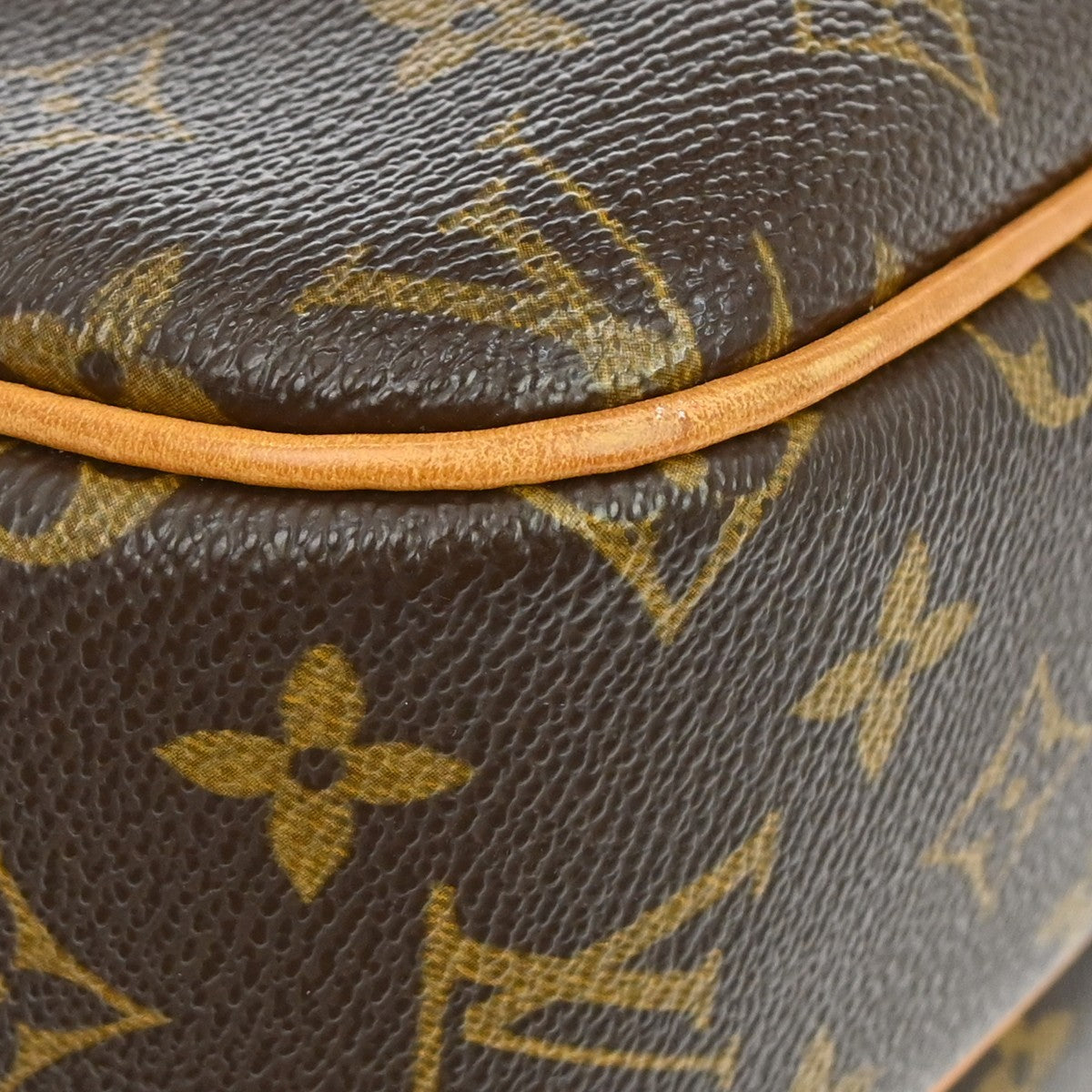 Louis Vuitton Reporter Monogram Brown Canvas Shoulder Bag Bag (Pre-Owned)