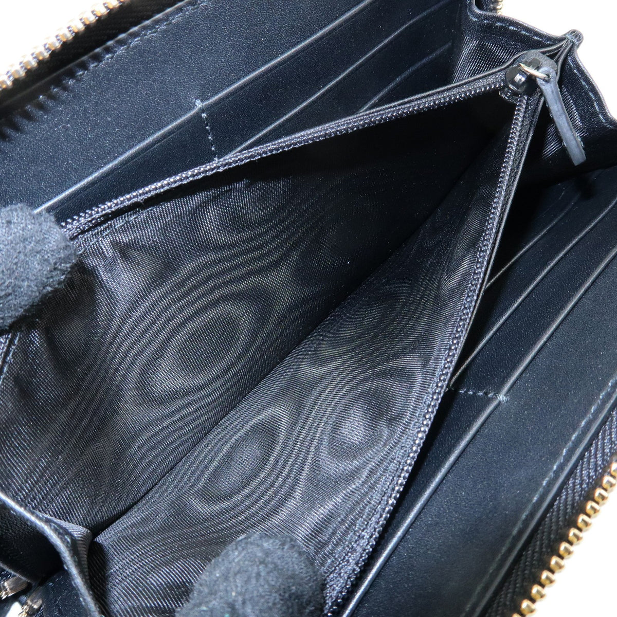 Gucci Zip Organizer Microguccissima Leather Black Leather Wallets Accessory (Pre-Owned)