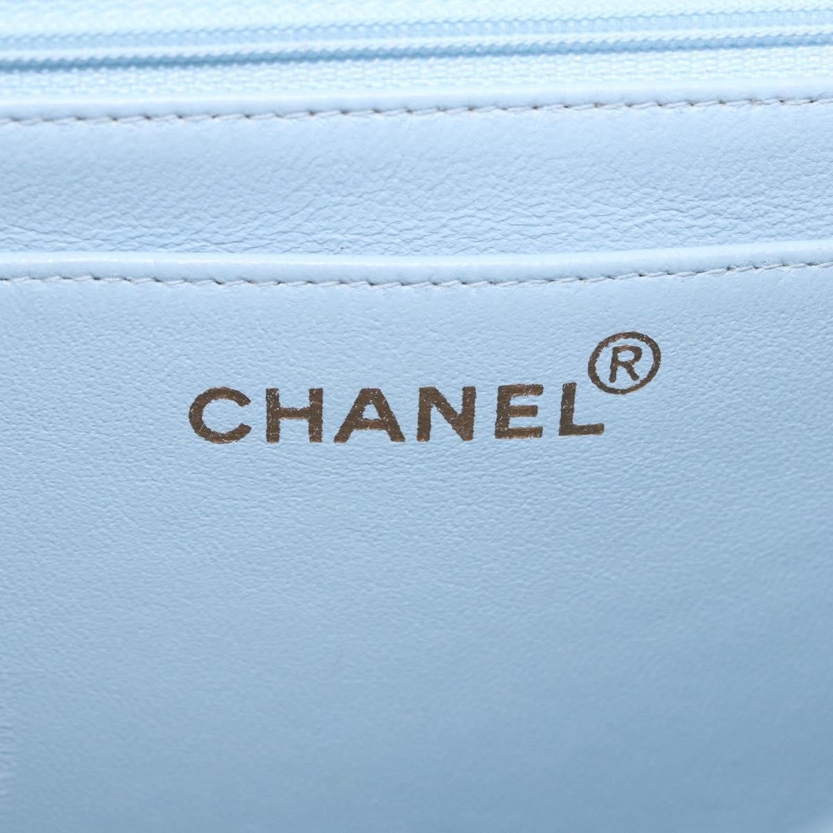 Chanel Vintage Diana Flap Quilted Lambskin Blue Leather Shoulder Bag Bag (Pre-Owned)