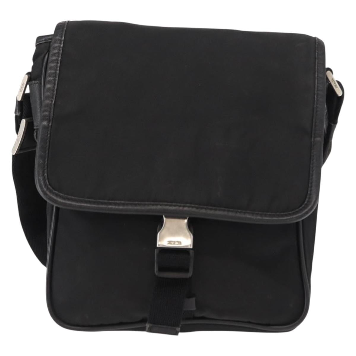 Prada Logo Flap Messenger Tessuto Black Nylon Shoulder Bag Bag (Pre-Owned)