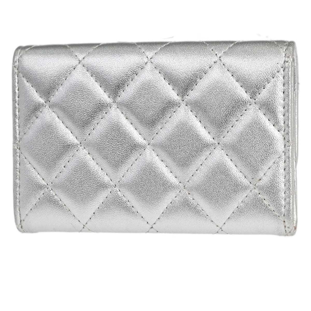 Chanel Cc Flap Card Case Quilted Lambskin Silver Leather Card Holders Accessory (Pre-Owned)