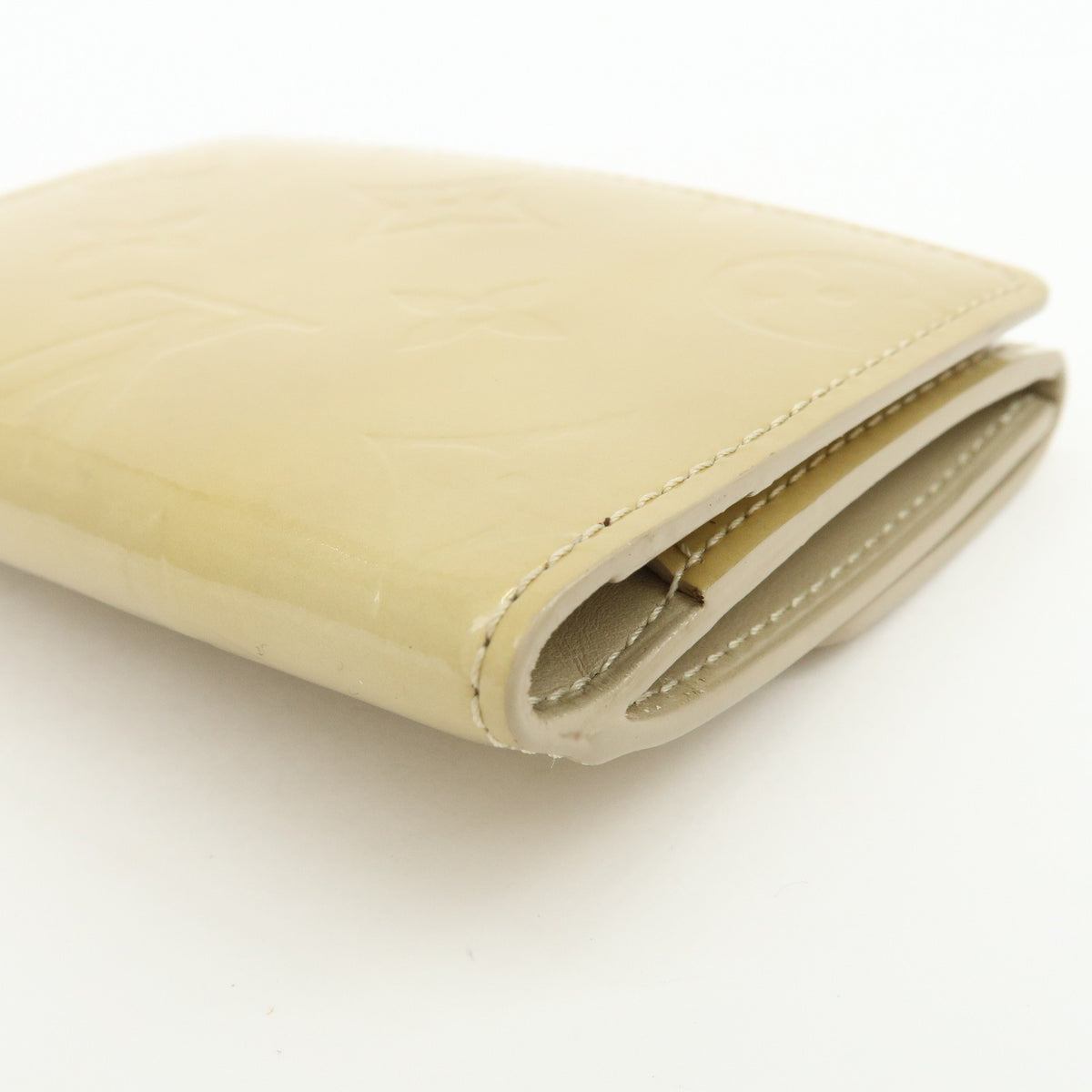 Louis Vuitton Ludlow Vernis Beige Patent_Leather Wallets Accessory (Pre-Owned)
