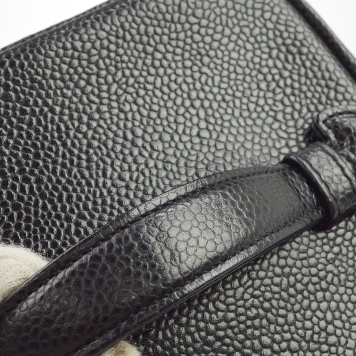 Chanel Vintage Cosmetic Case Lambskin Black Leather Clutche & Pouche Bag (Pre-Owned)