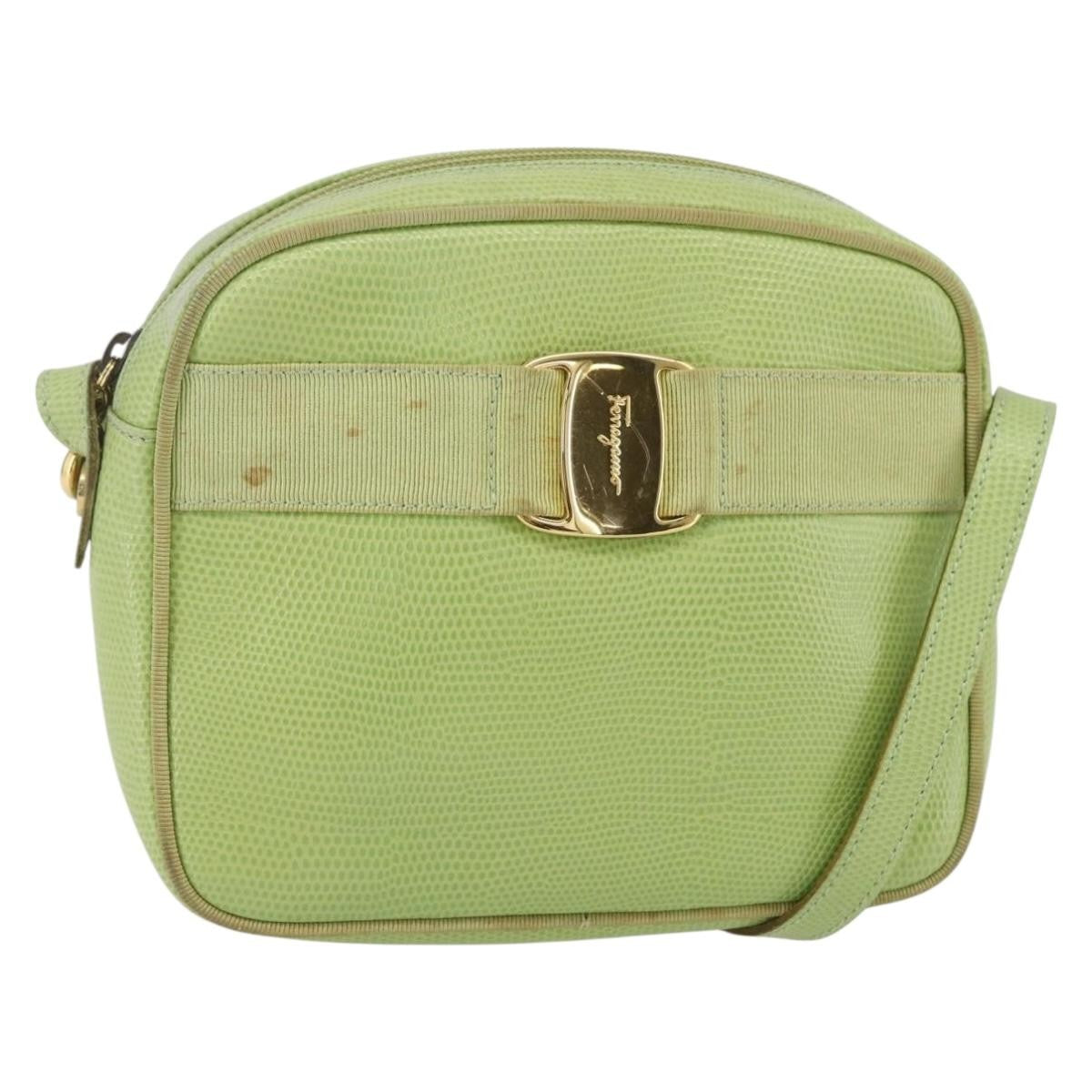 Salvatore Ferragamo Vara Bow Camera Leather Green Leather Shoulder Bag Bag (Pre-Owned)