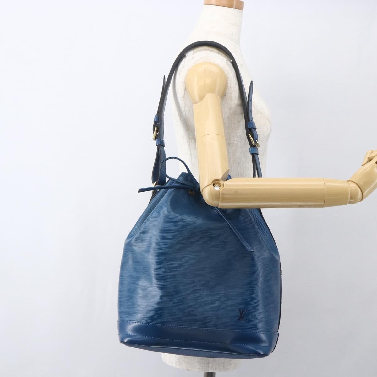 Louis Vuitton Noe Epi Leather Blue Leather Shoulder Bag Bag (Pre-Owned)