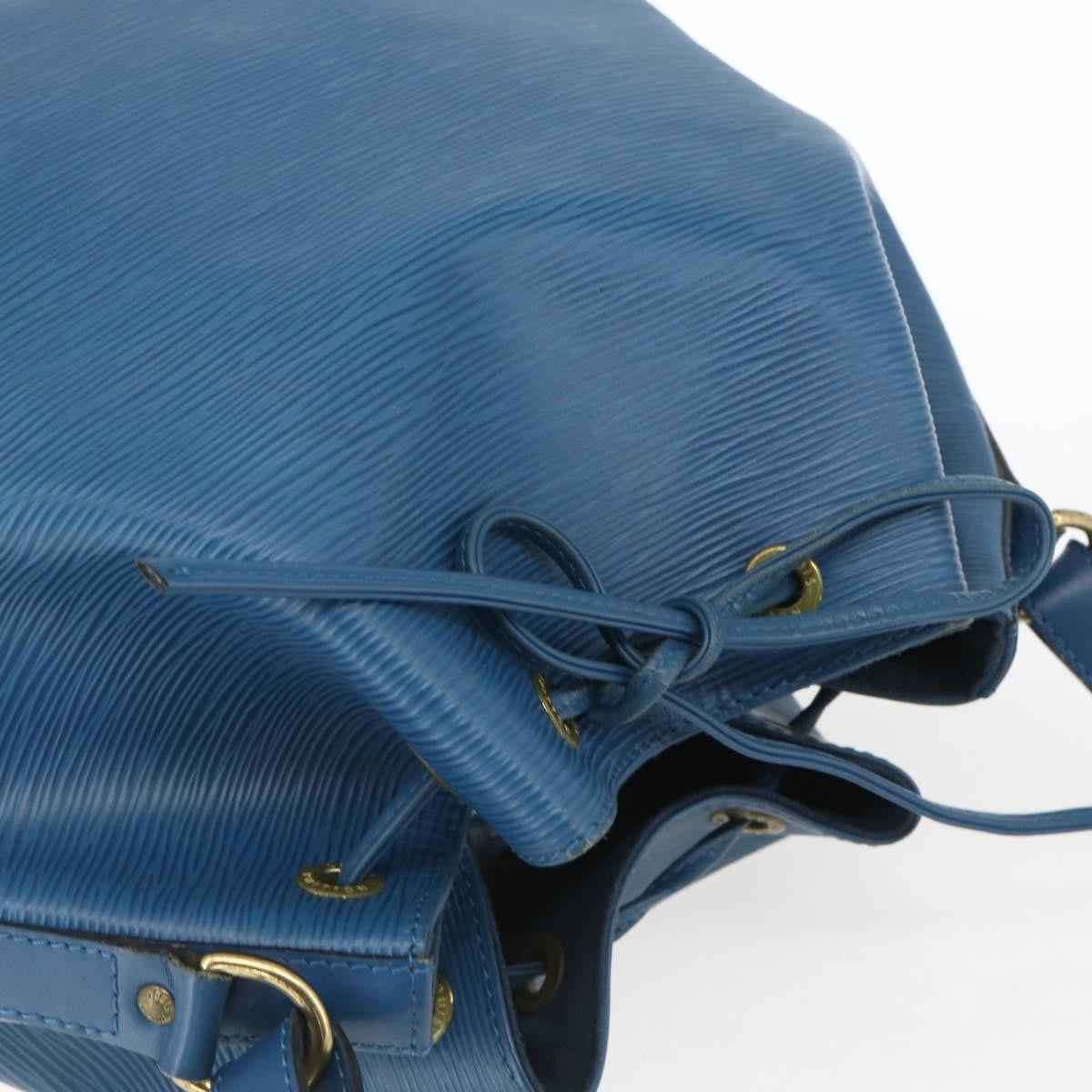 Louis Vuitton Petit Noe Epi Leather Blue Leather Shoulder Bag Bag (Pre-Owned)