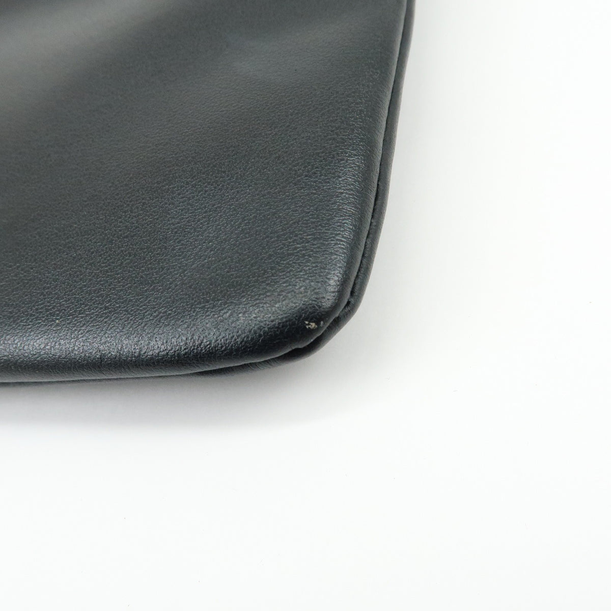 Burberry Logo Zip Printed Leather Black Leather Clutche & Pouche Bag (Pre-Owned)