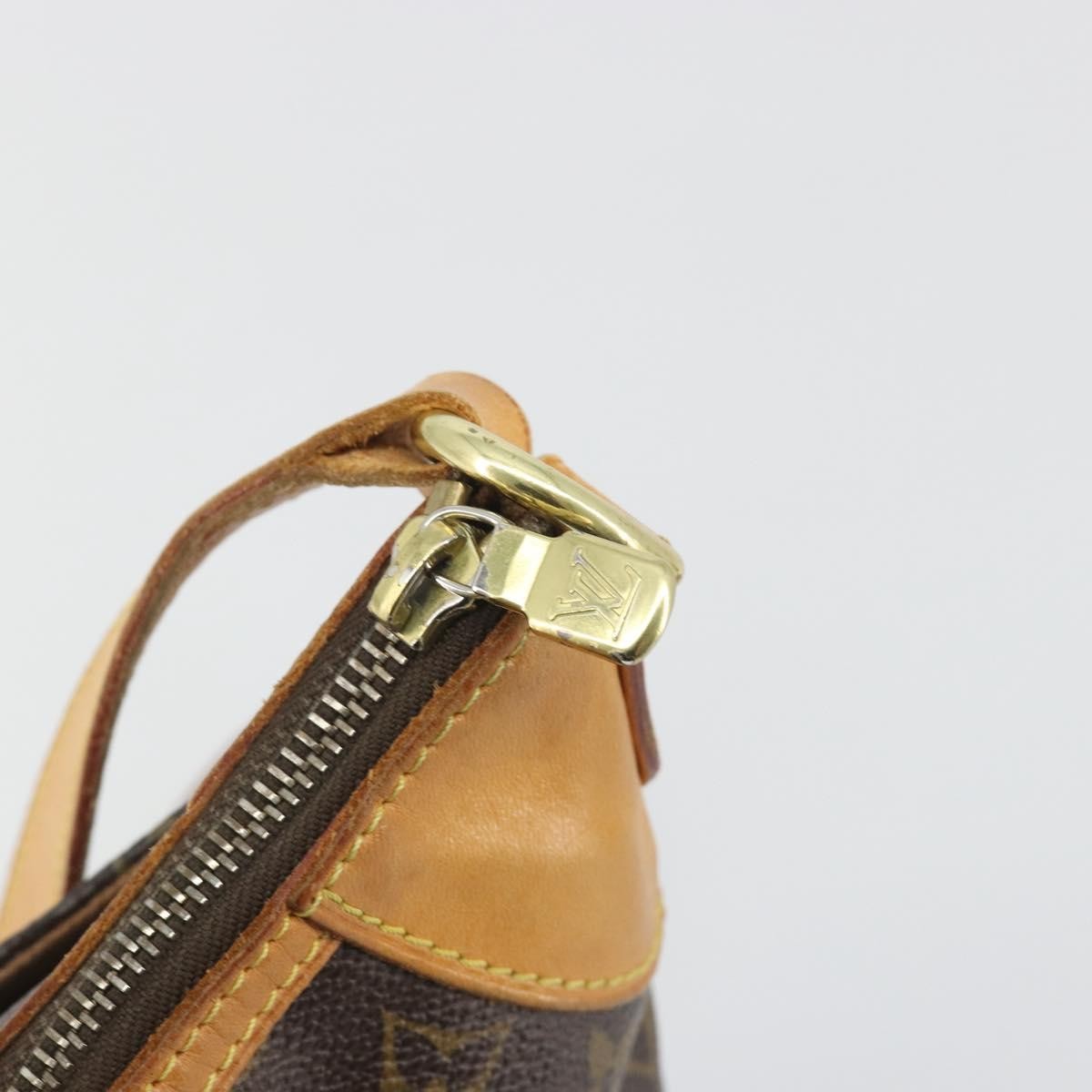 Louis Vuitton Odeon Monogram Canvas Brown Canvas Handbag (Pre-Owned)