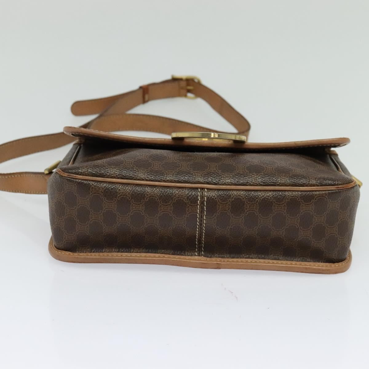 Celine Vintage Macadam Circle Logo Canvas And Leather Brown Canvas Shoulder Bag Bag (Pre-Owned)