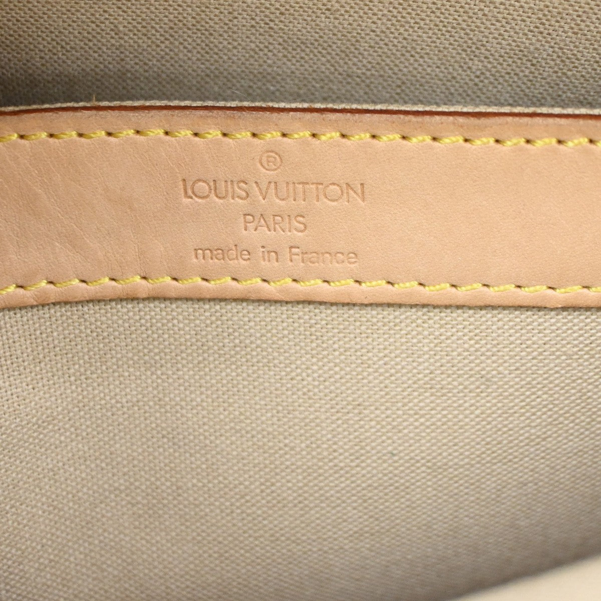 Louis Vuitton Naviglio Damier White Canvas Shoulder Bag Bag (Pre-Owned)