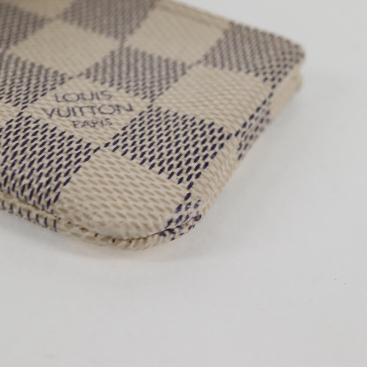 Louis Vuitton Pochette Clés Nm Canvas White Canvas Wallets Accessory (Pre-Owned)