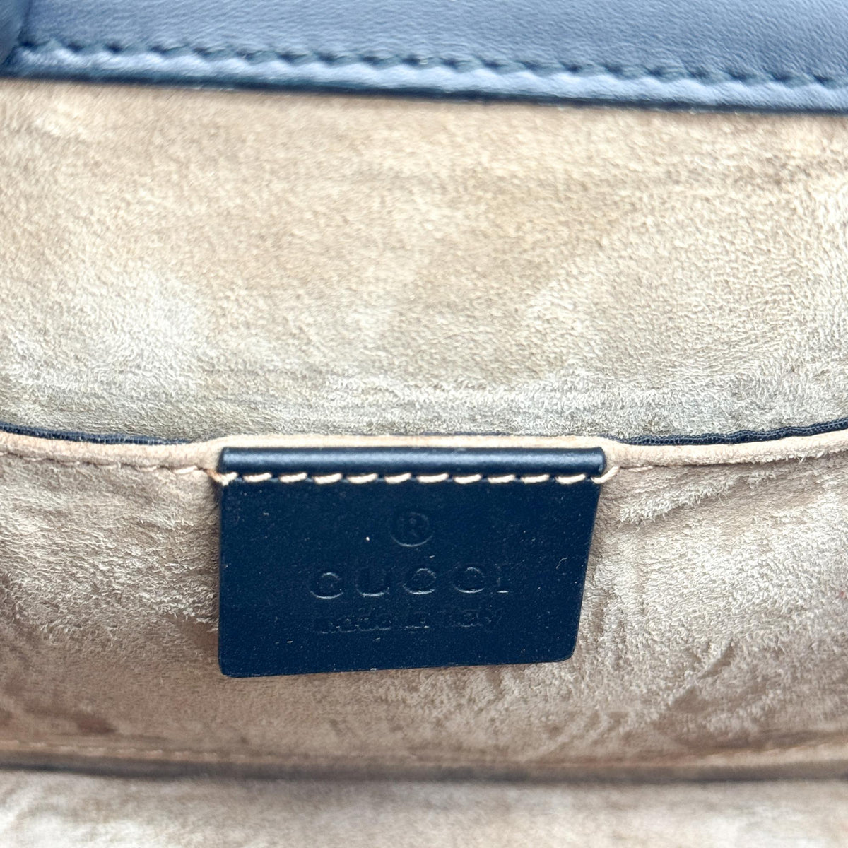 Gucci Sylvie Top Handle Leather Black Leather Handbag (Pre-Owned)