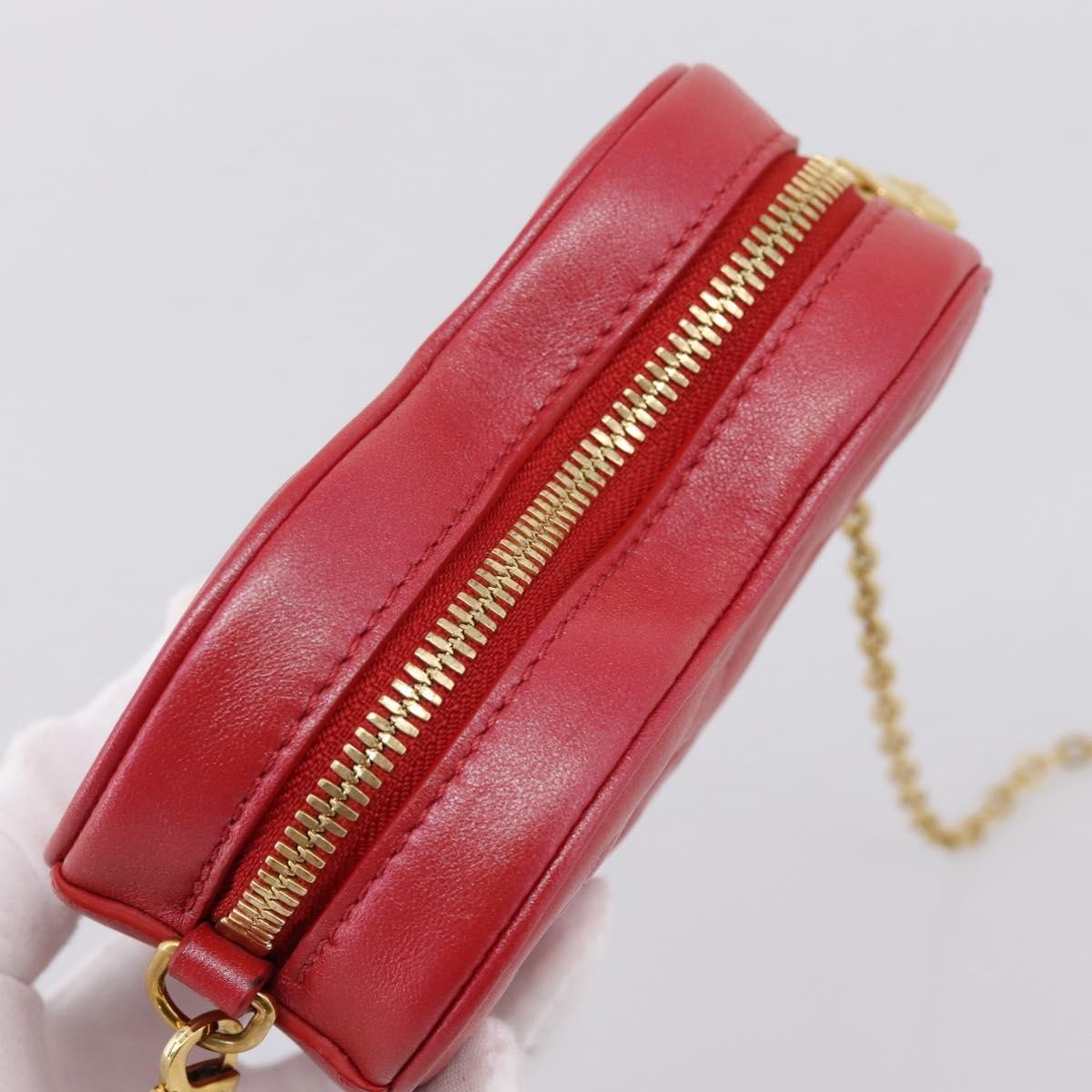 Louis Vuitton Coeur Heart On Chain Monogram Embossed Lambskin Red Leather Clutche & Pouche Bag (Pre-Owned)