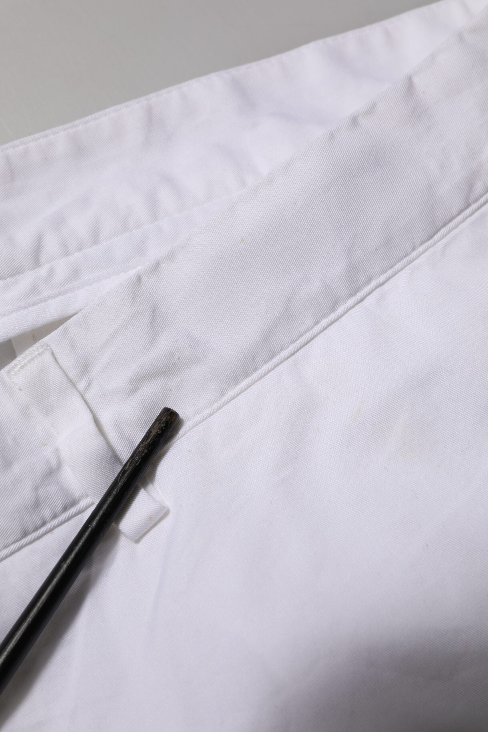 Dolce & Gabbana White Cotton Stretch Men Bermuda Men's Pants (Pre-Owned)