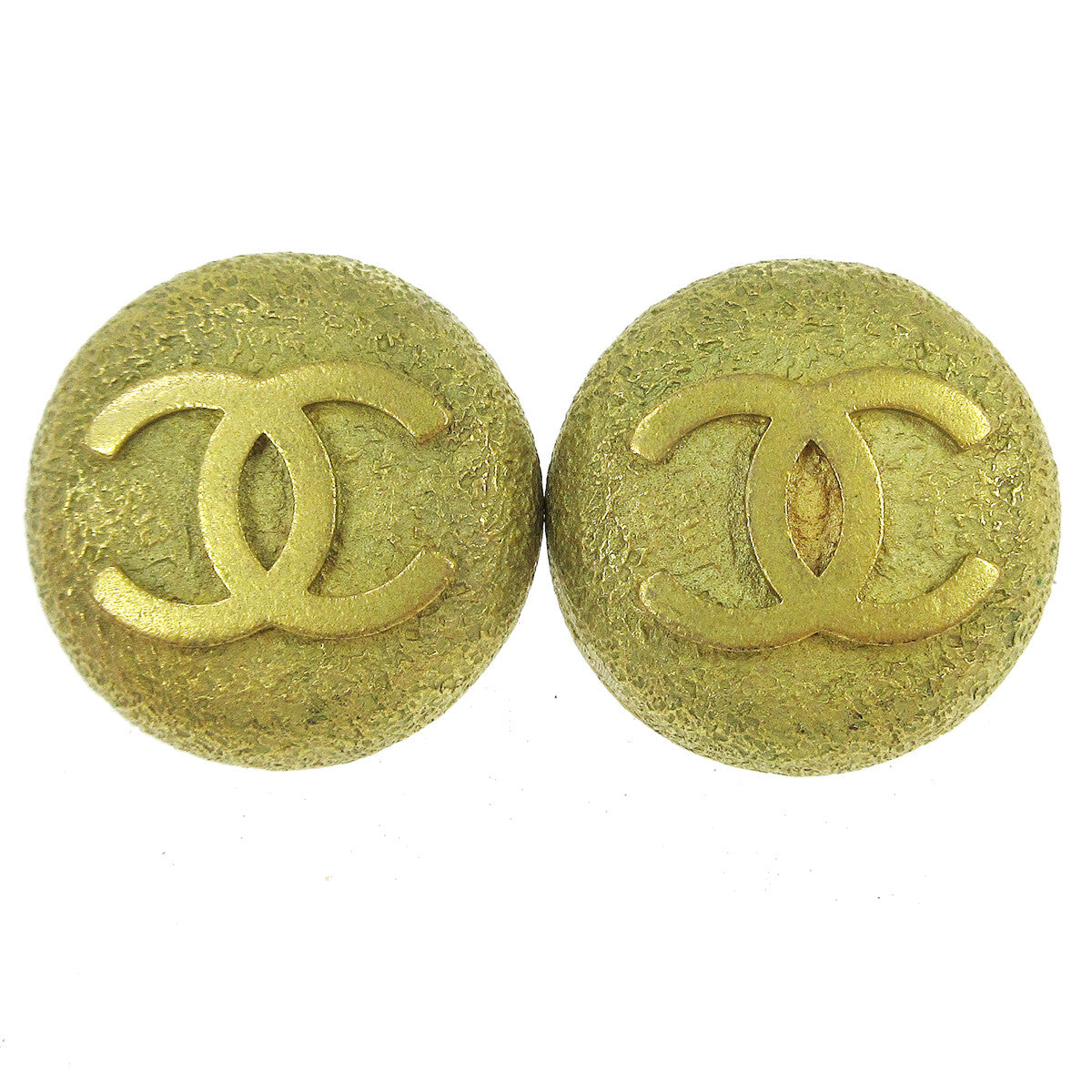 Chanel Cc Round Metal Gold Gold Earrings Jewelry (Pre-Owned)