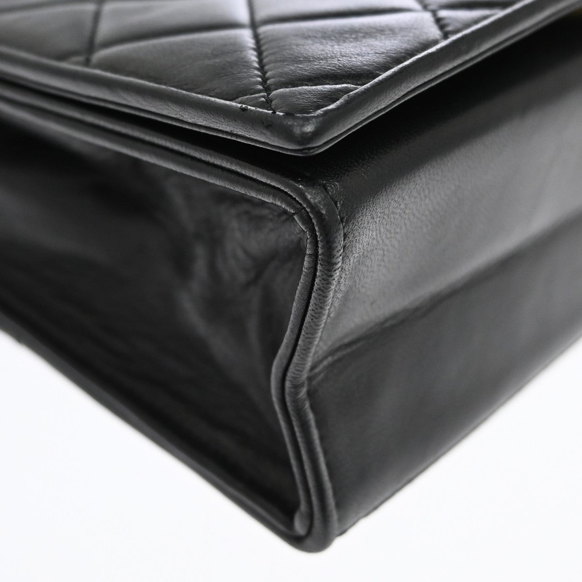 Chanel Vintage Cc Full Flap Quilted Lambskin Black Leather Shoulder Bag Bag (Pre-Owned)