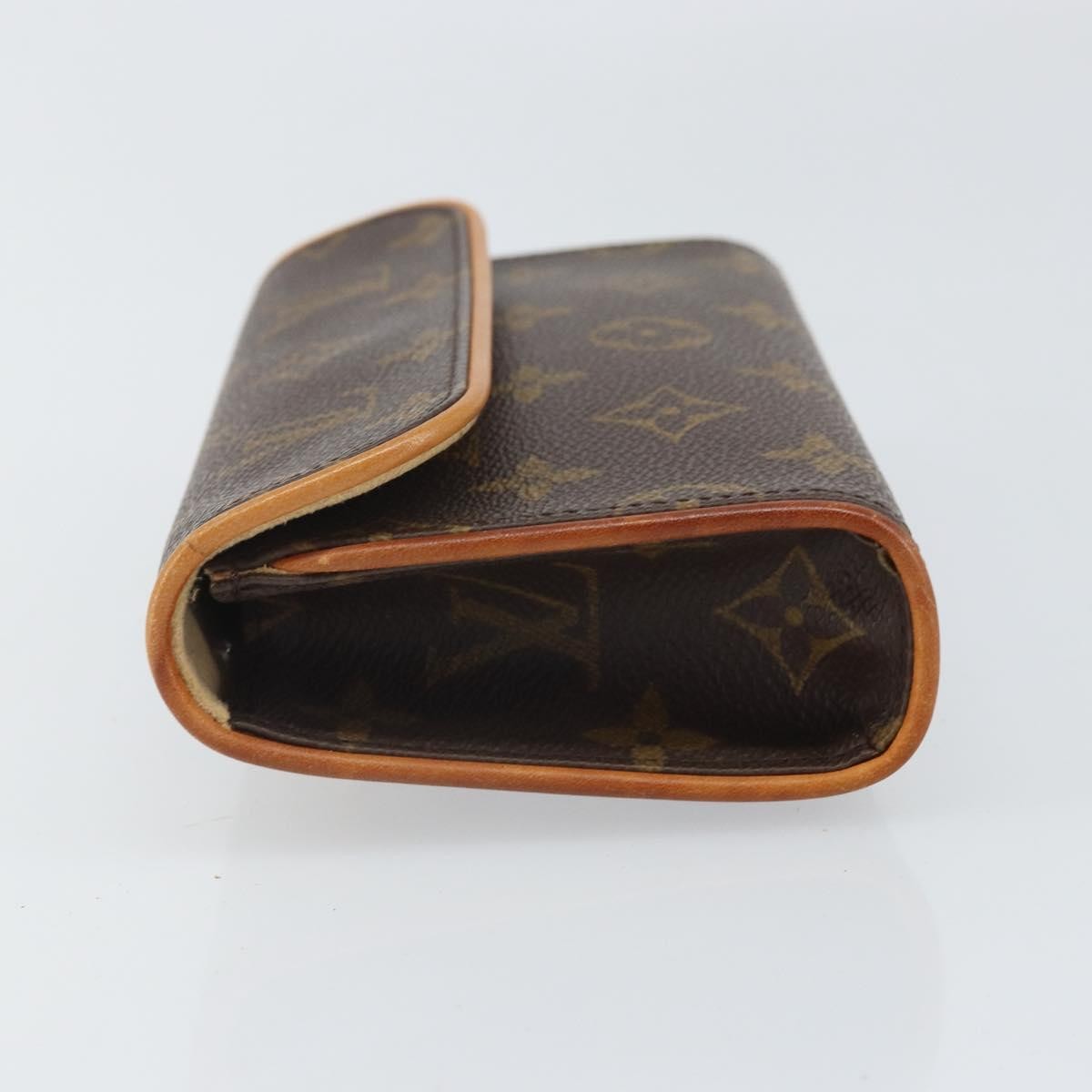 Louis Vuitton Florentine Pochette Canvas Brown Canvas Clutche & Pouche Bag (Pre-Owned)