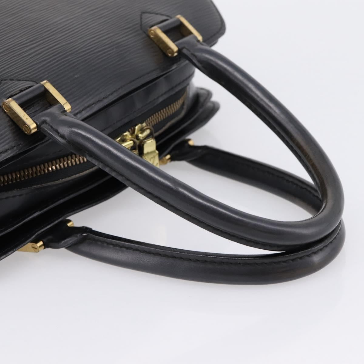 Louis Vuitton Pont Neuf Handbag Epi Leather Black Leather Handbag (Pre-Owned)