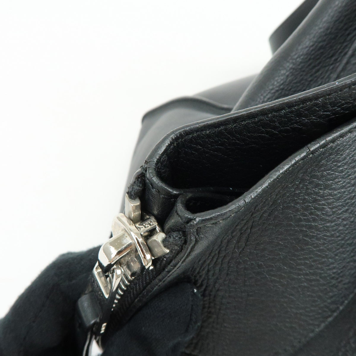 Loewe Hammock Leather Black Leather Handbag (Pre-Owned)
