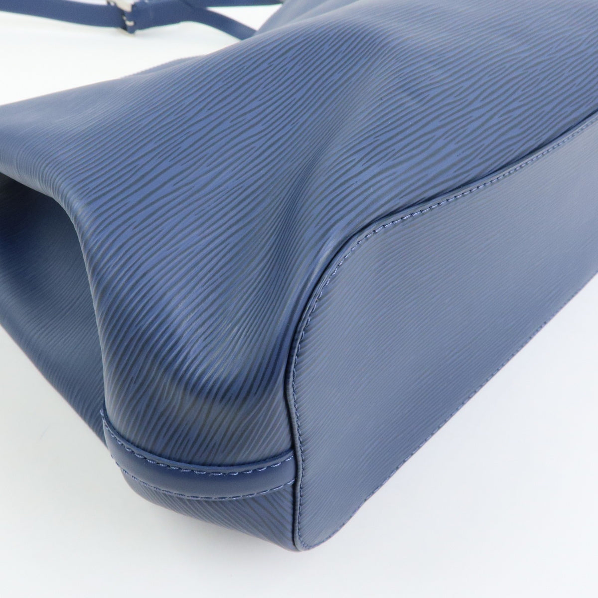 Louis Vuitton Mandara Epi Leather Blue Leather Shoulder Bag Bag (Pre-Owned)