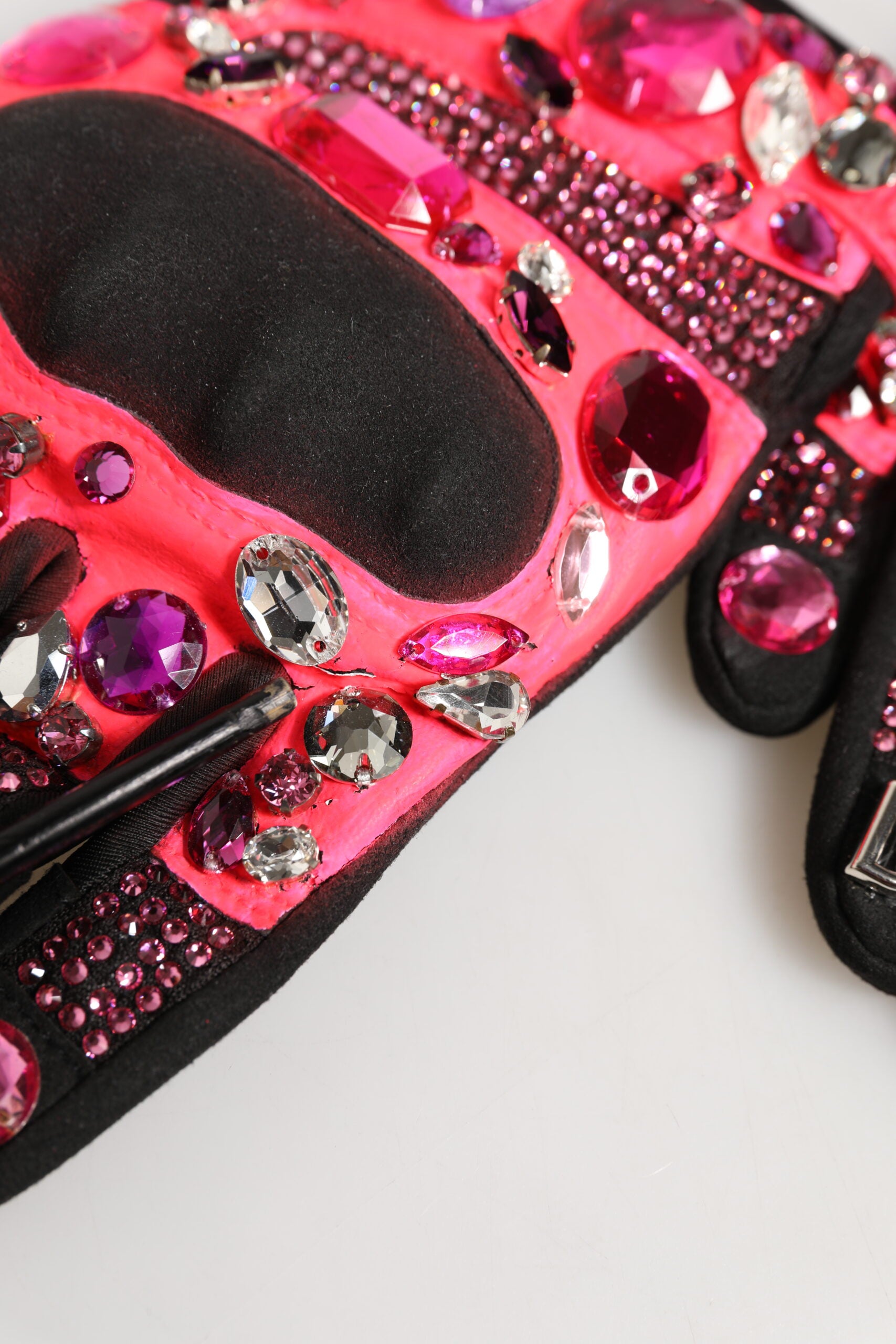 Dolce & Gabbana Black Pink Crystal Wrist Length Mitten Women's Gloves (Pre-Owned)