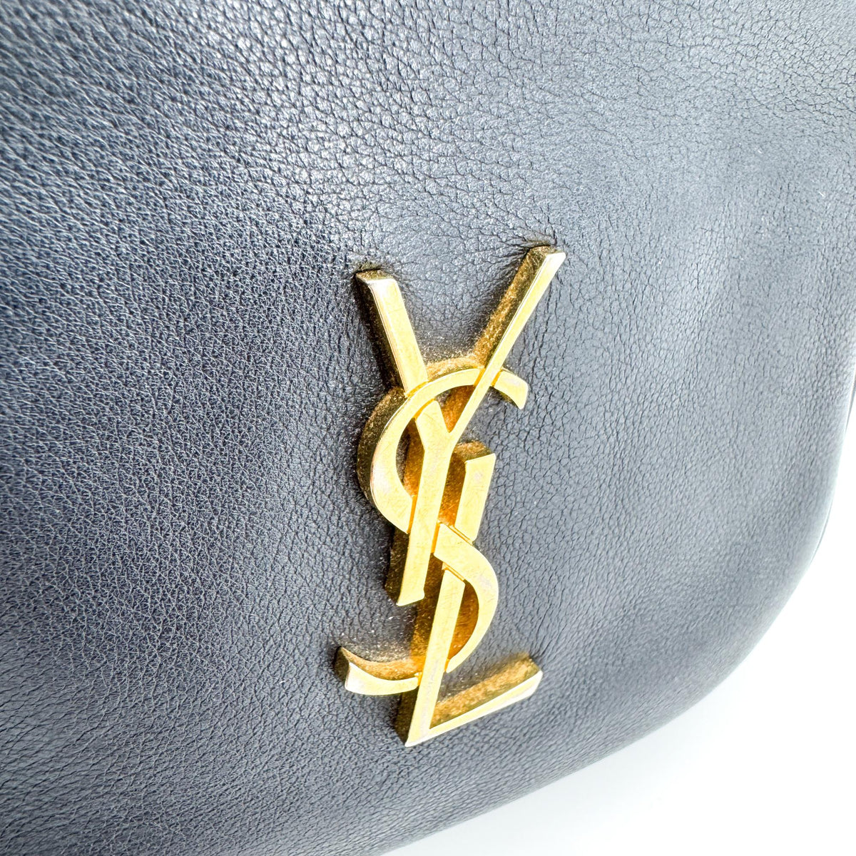 Saint Laurent Classic Monogram Blogger Leather Black Leather Crossbody Bag Bag (Pre-Owned)