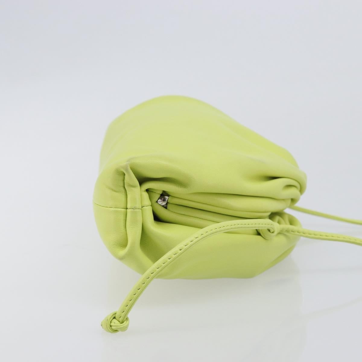 Bottega Veneta The Pouch Coin Purse Leather Green Leather Clutche & Pouche Bag (Pre-Owned)