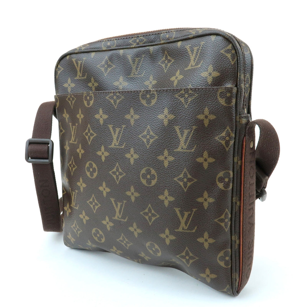 Louis Vuitton Trotteur Beaubourg Monogram Canvas Brown Canvas Handbag (Pre-Owned)