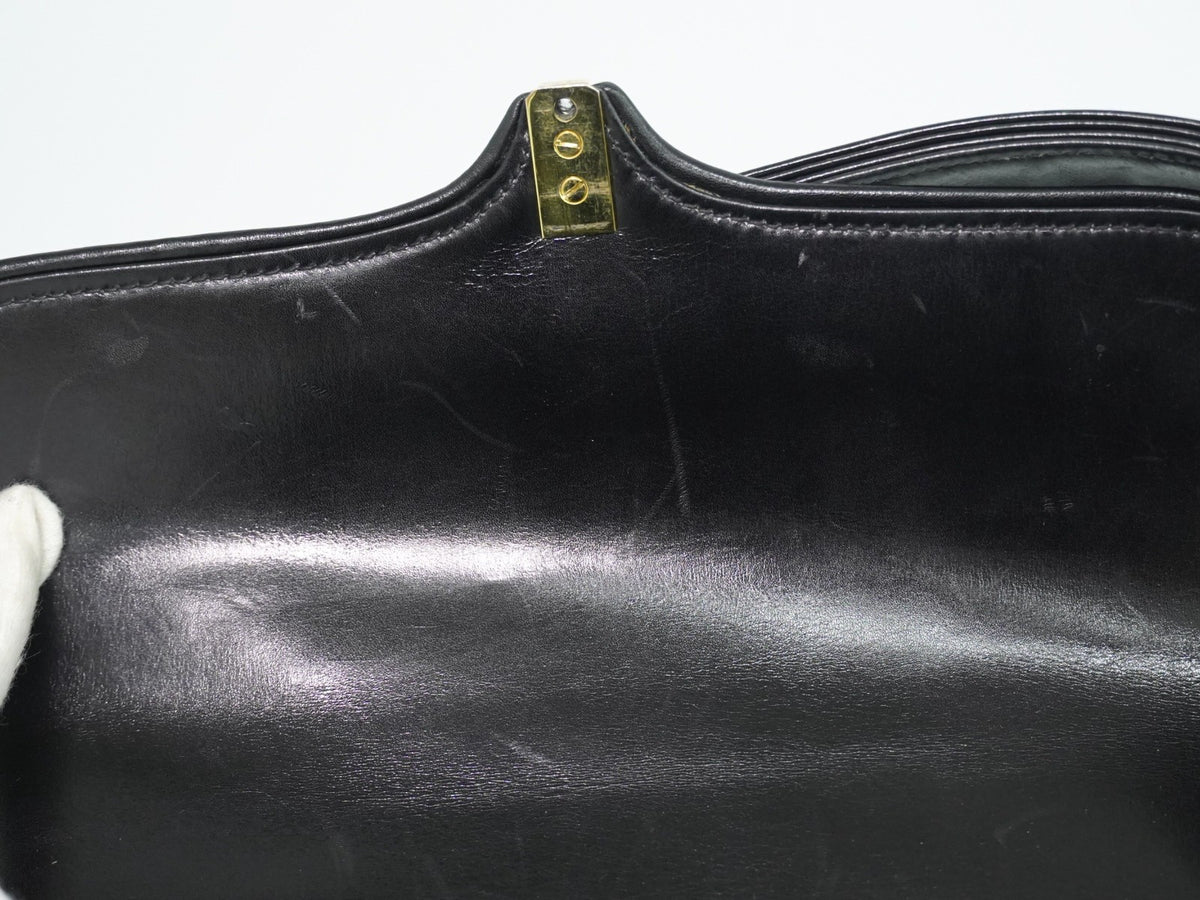 Gucci Shoulder Leather Black Leather Shoulder Bag Bag (Pre-Owned)