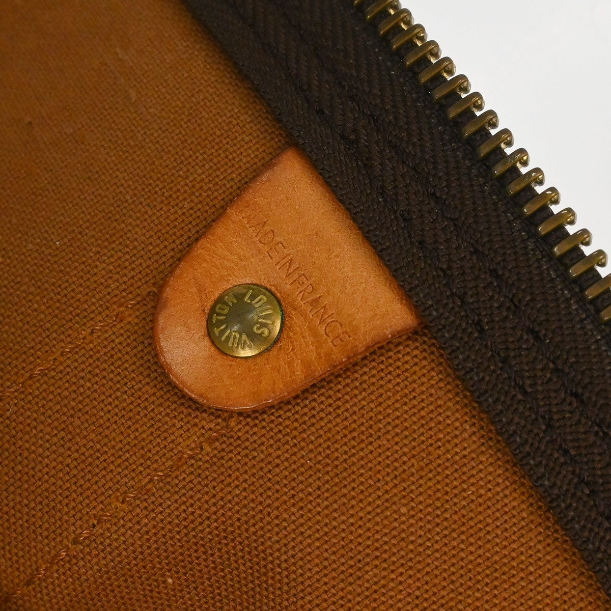 Louis Vuitton Keepall Monogram Canvas Brown Canvas Travel Bag Bag (Pre-Owned)