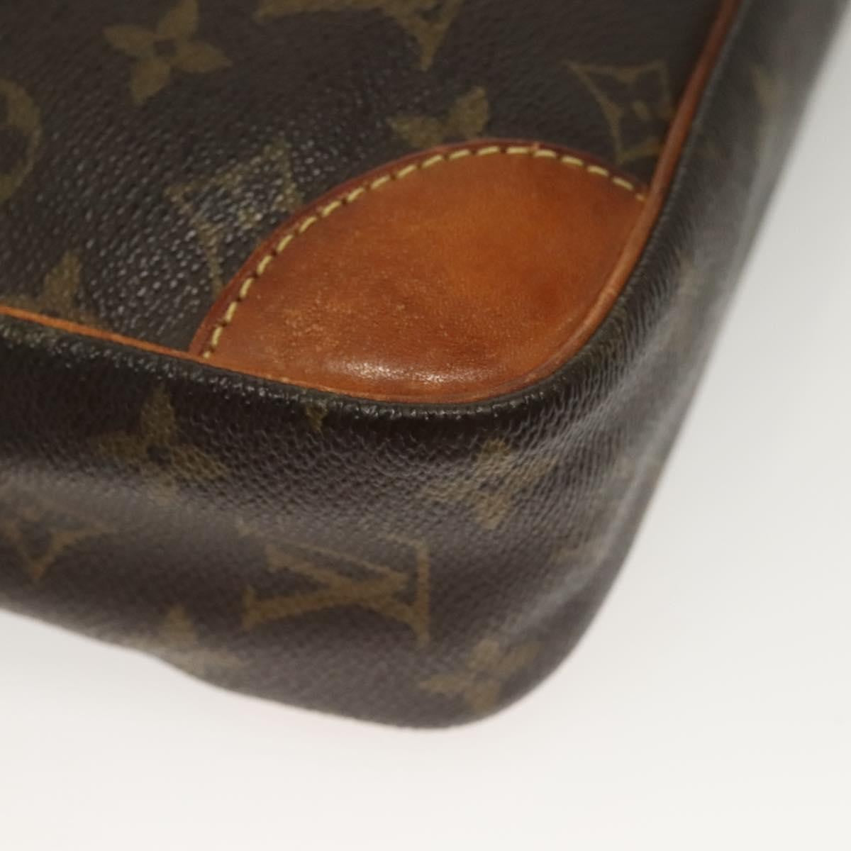 Louis Vuitton Compiegne Canvas Brown Canvas Clutche & Pouche Bag (Pre-Owned)