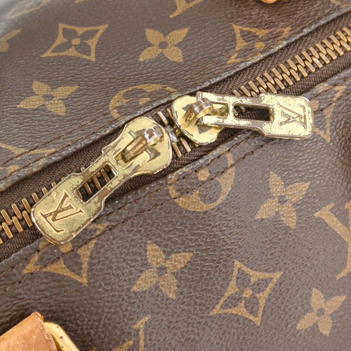 Louis Vuitton Keepall Bandouliere Monogram Canvas Brown Canvas Travel Bag Bag (Pre-Owned)