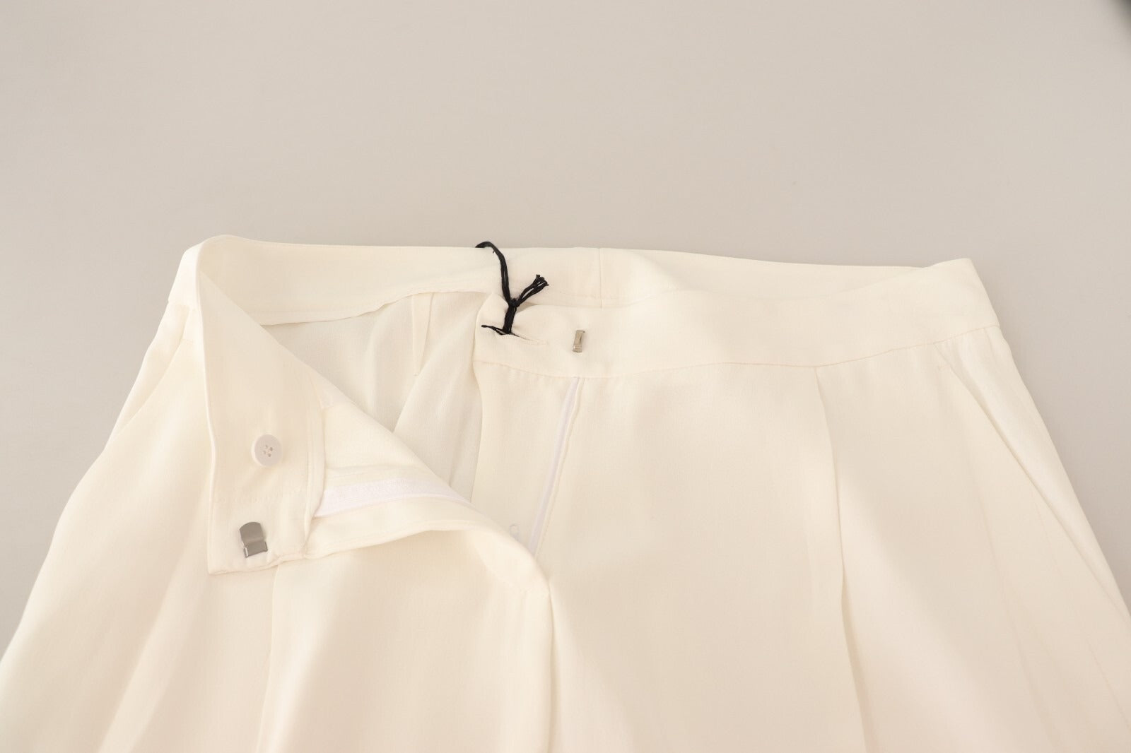 Tonello White High Waist Pleated Straight Formal Trouser Women's Pants (Pre-Owned)