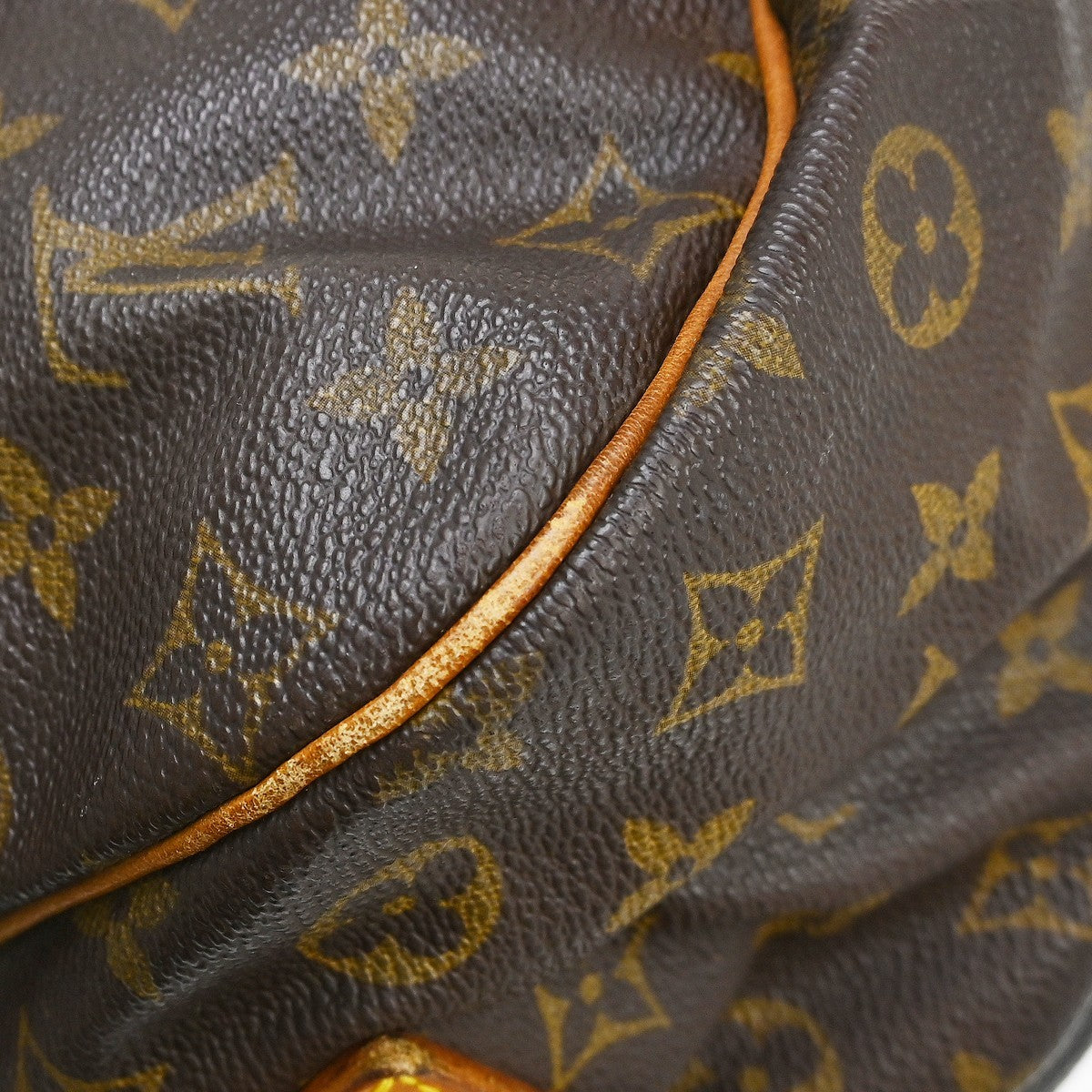 Louis Vuitton Saumur Monogram Canvas Brown Canvas Shoulder Bag Bag (Pre-Owned)