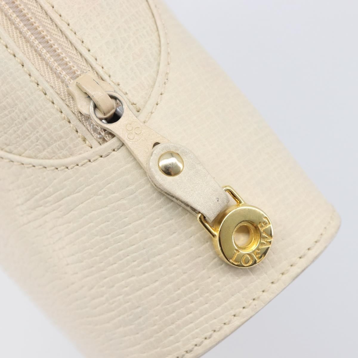 Loewe Tote Leather White Leather Tote Bag Bag (Pre-Owned)