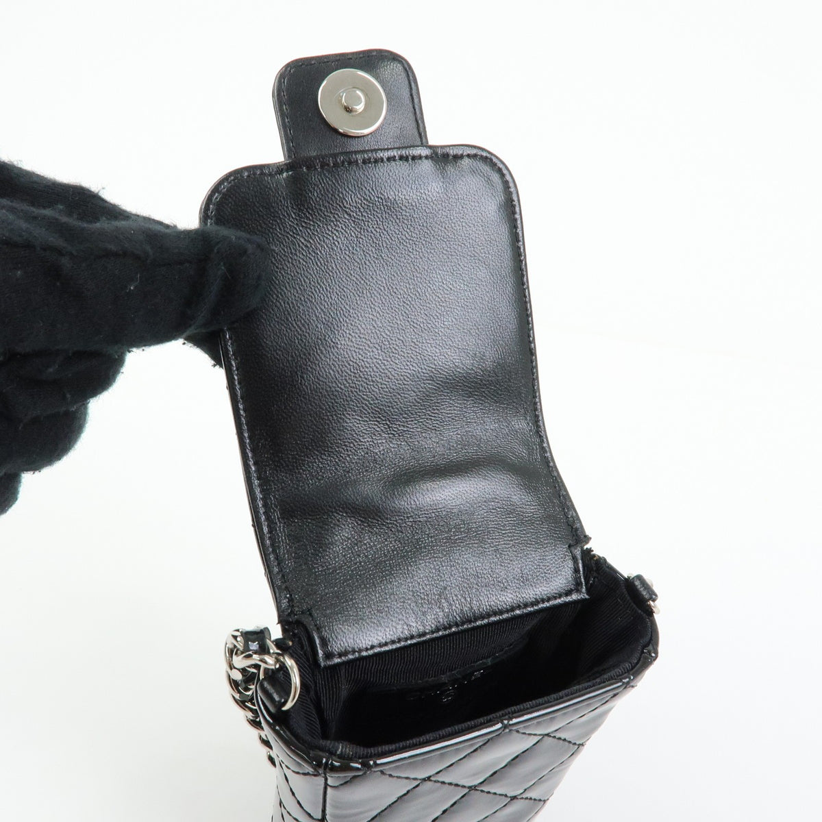 Chanel Cc Chain Phone Holder Quilted Patent Black Patent_Leather Crossbody Bag Bag (Pre-Owned)