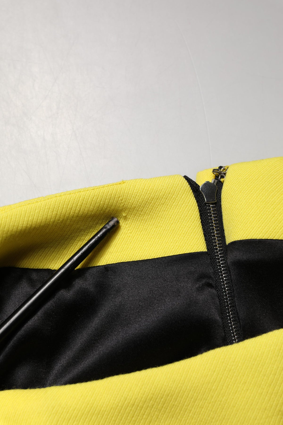 Dolce & Gabbana Yellow Wool Buttoned High Waist Mini Women's Skirt (Pre-Owned)