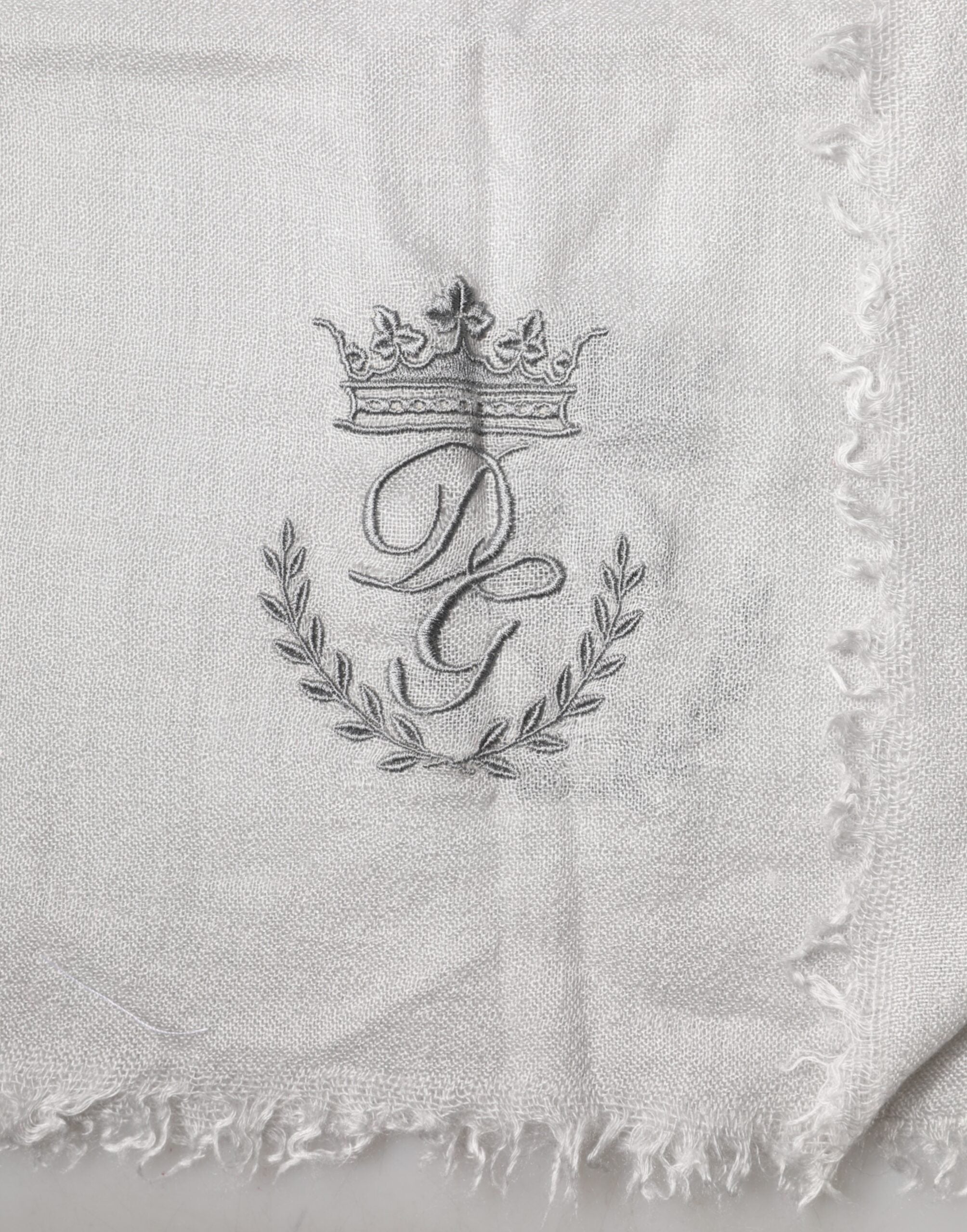 Dolce & Gabbana Gray Cashmere Knit Neck Wrap Shawl Men's Scarf (Pre-Owned)