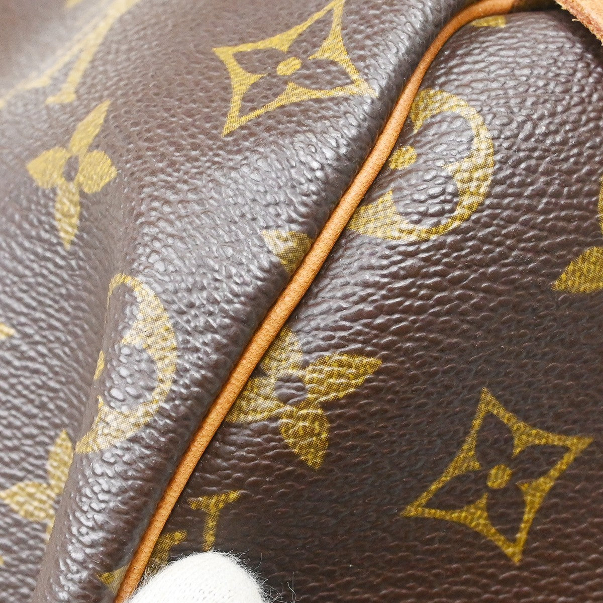 Louis Vuitton Keepall Monogram Canvas Brown Canvas Travel Bag Bag (Pre-Owned)