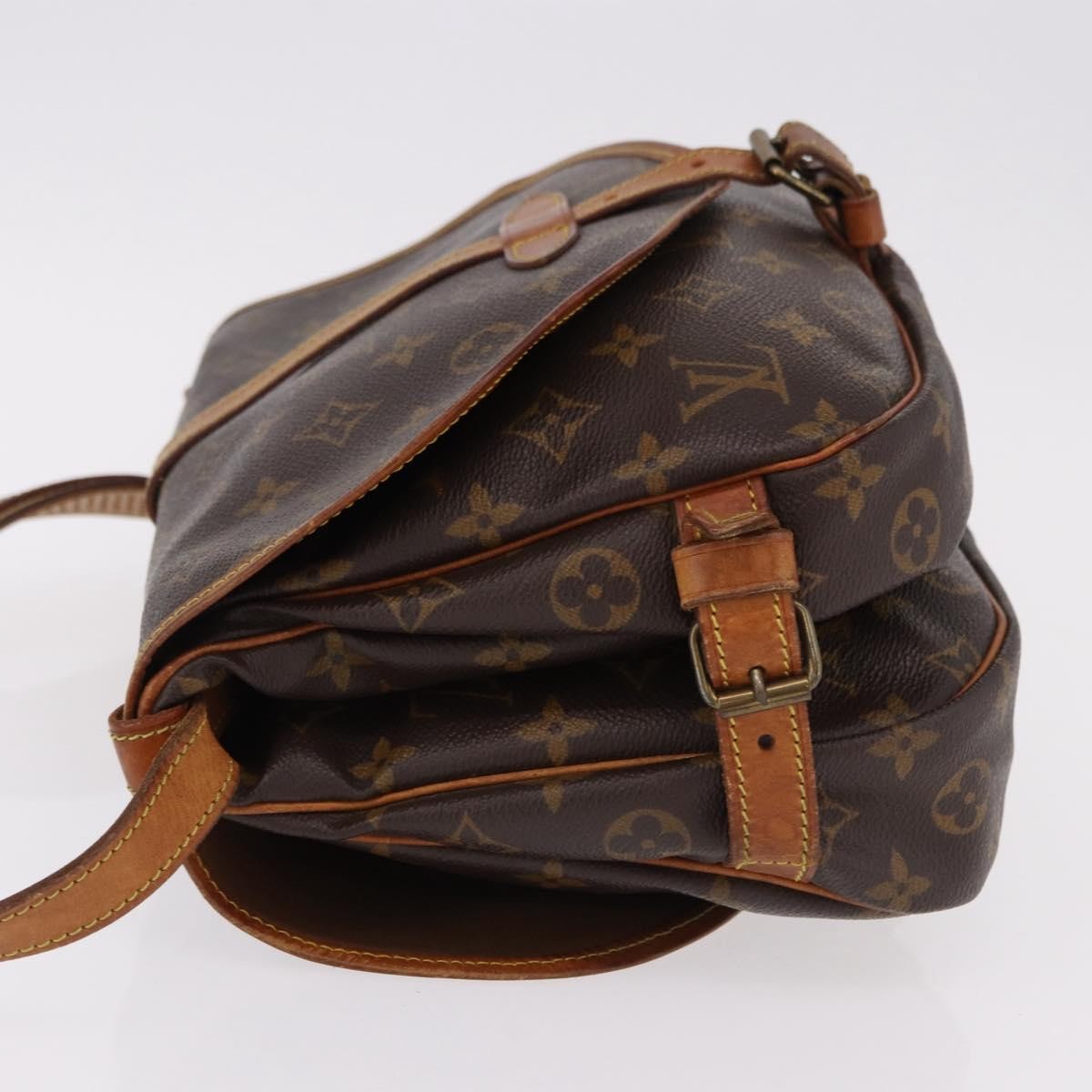 Louis Vuitton Saumur Monogram Brown Canvas Shoulder Bag Bag (Pre-Owned)