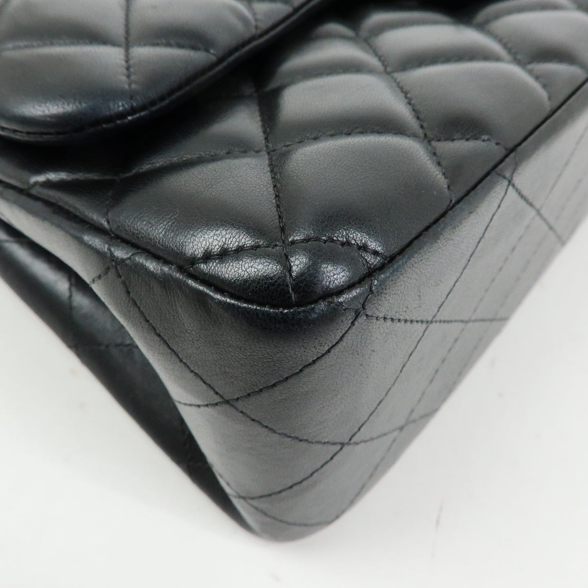 Chanel Classic Timeless Double Flap Quilted Lambskin Black Leather Handbag (Pre-Owned)