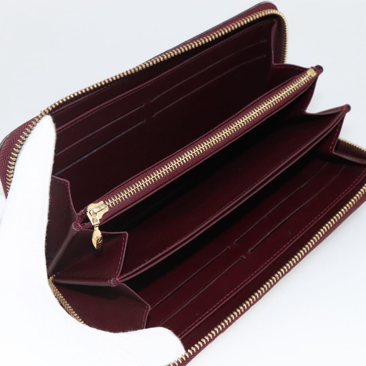Louis Vuitton Zippy Leather Red Patent_Leather Wallets Accessory (Pre-Owned)