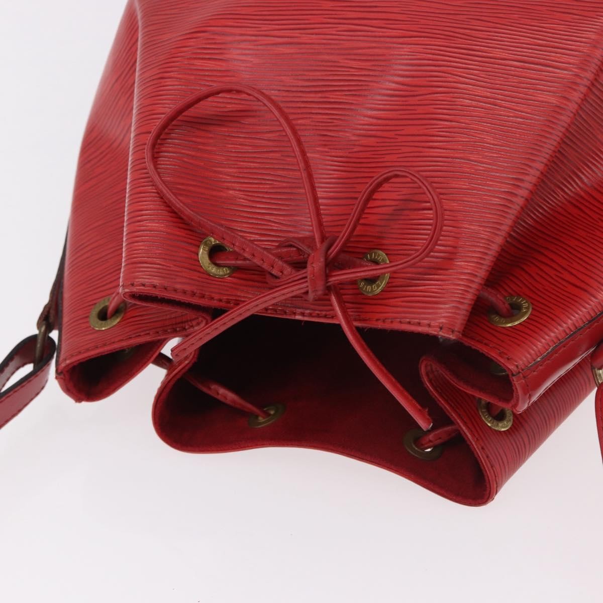 Louis Vuitton Petit Noe Epi Leather Red Leather Shoulder Bag Bag (Pre-Owned)
