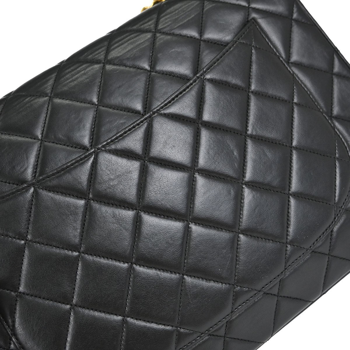 Chanel Classic Single Flap Quilted Lambskin Black Leather Handbag (Pre-Owned)