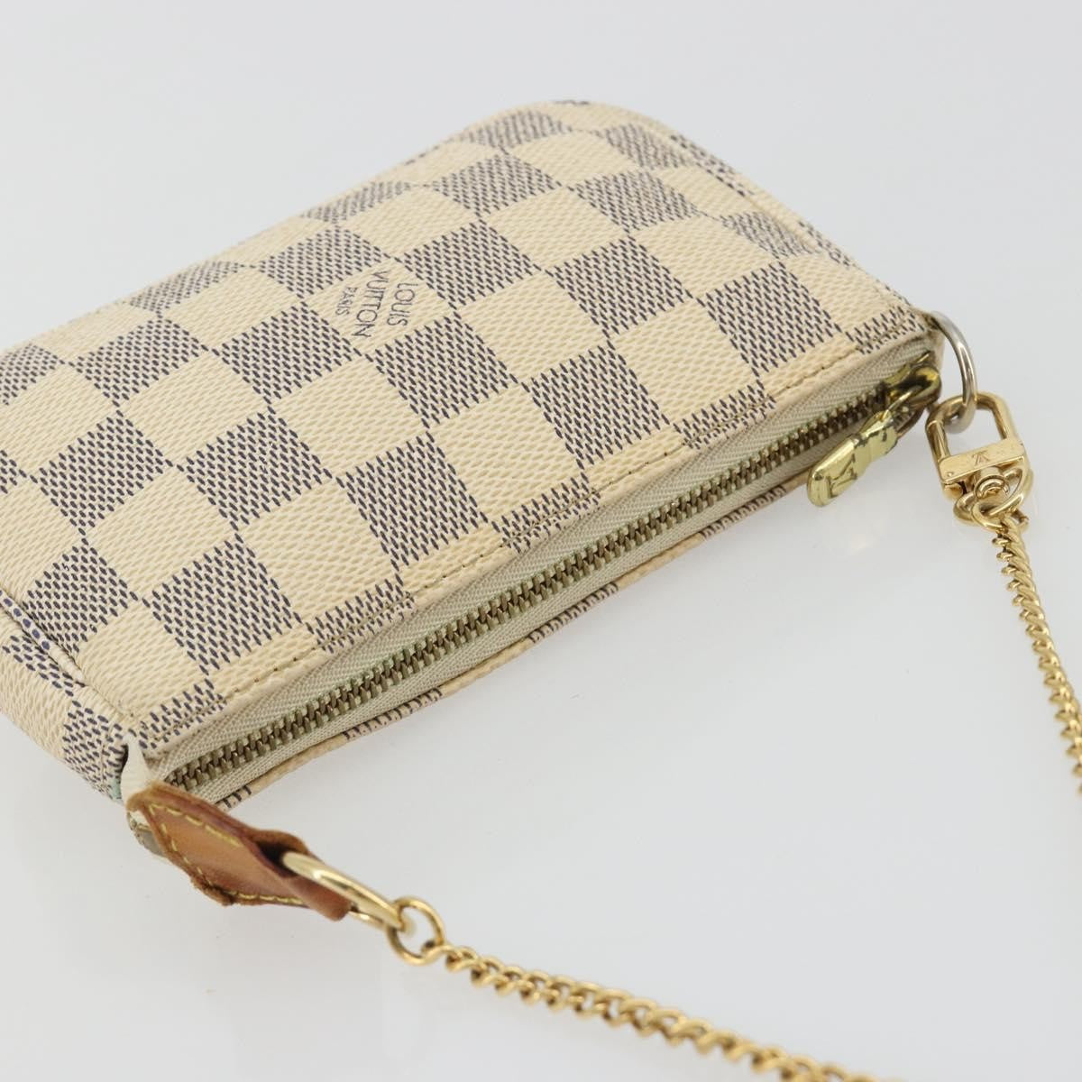Louis Vuitton Mini Pochette Accessoires Damier Canvas Beige Canvas Clutche & Pouche Bag (Pre-Owned)